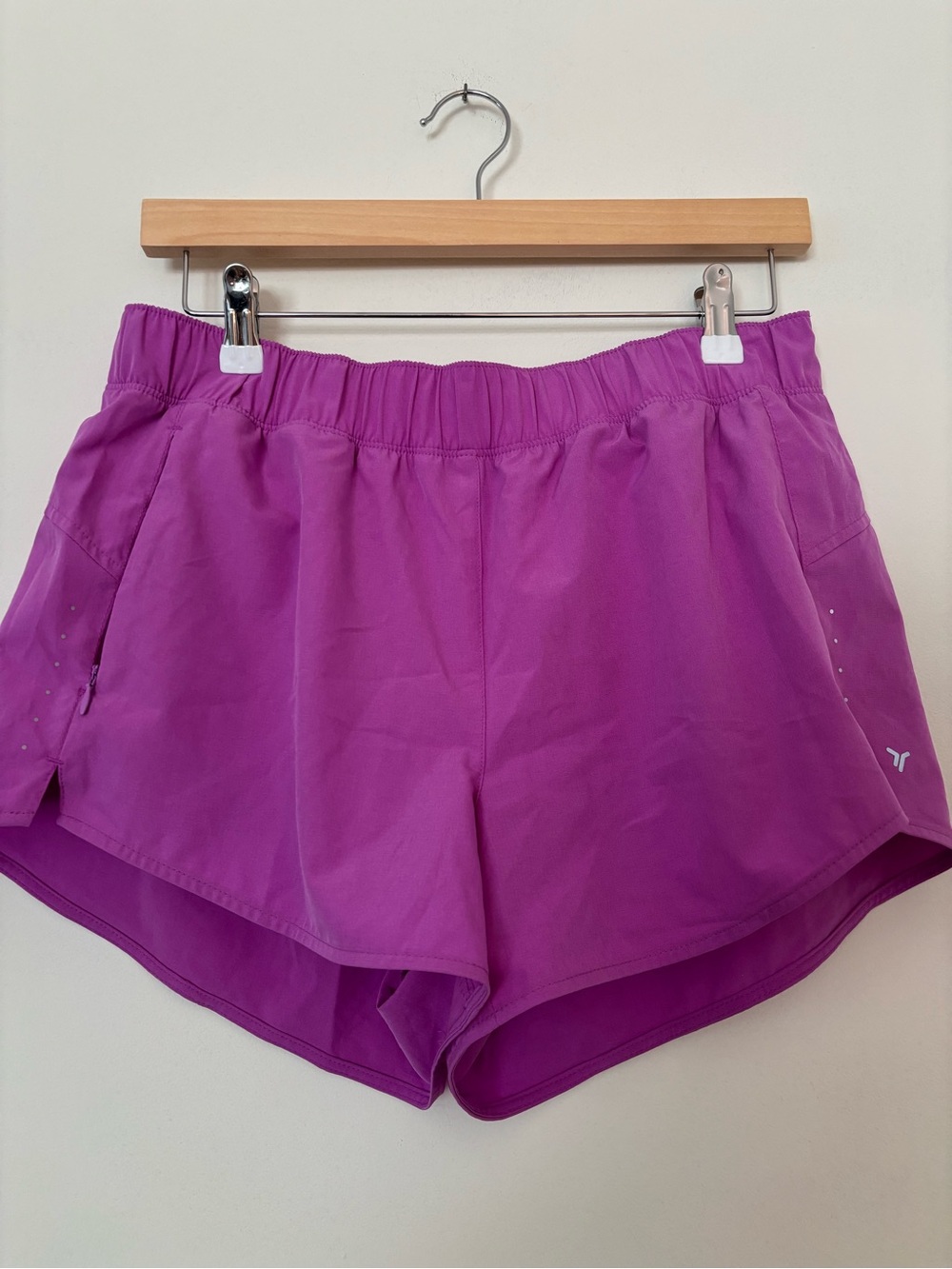 Old Navy Athletic Shorts with Liner
